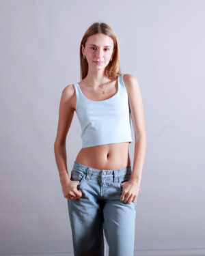 TANK TOP CORTO CELESTE BEBÉ